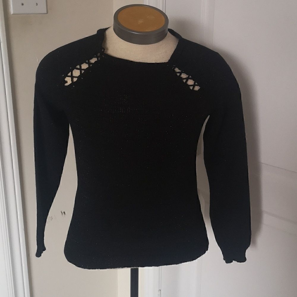 Divina Collection Ladies Knitted Crew Neck Cutout Sweater Black Size